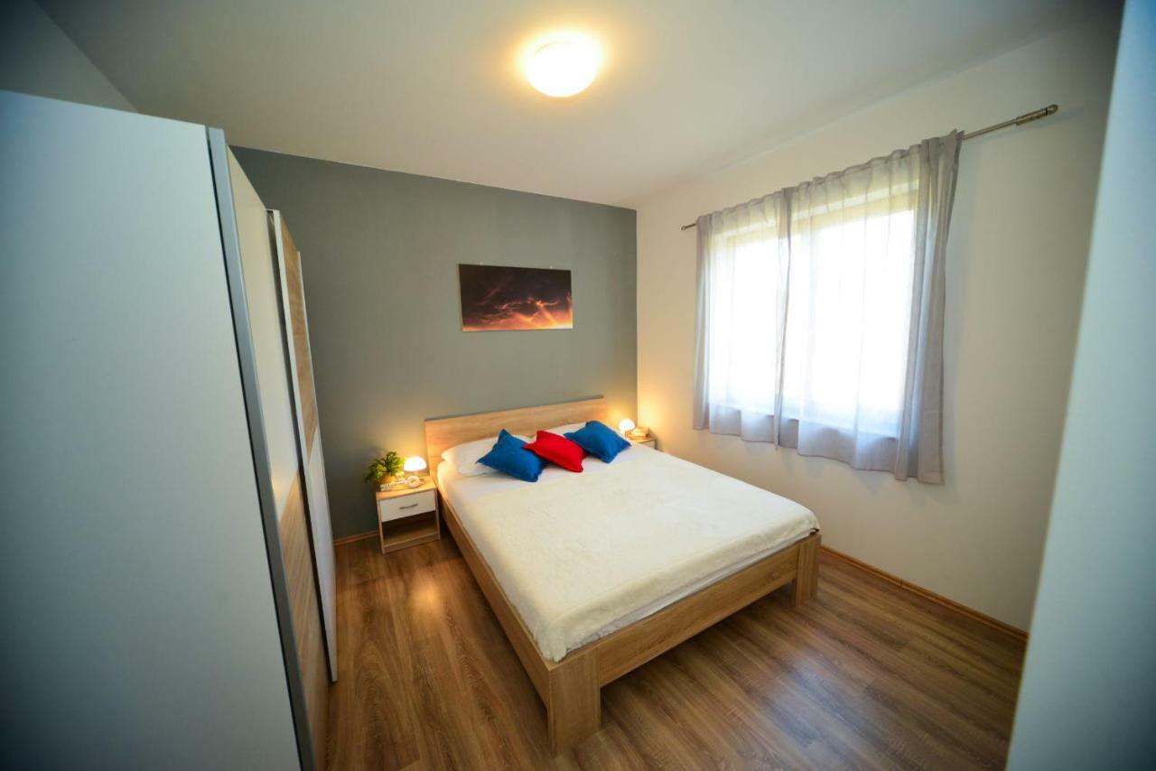 Apartment Marcella 2 Ljubač Kültér fotó
